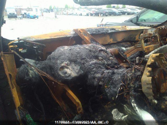 1C6RR7LMXGS136985 RAM 1500 Slt