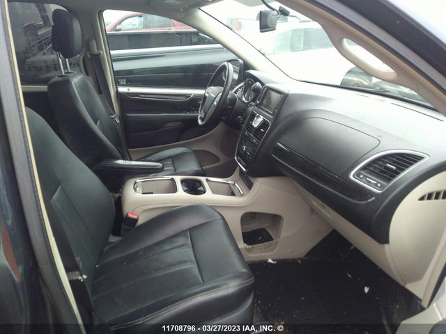 2C4RC1CG3ER360941 Chrysler Town & Country