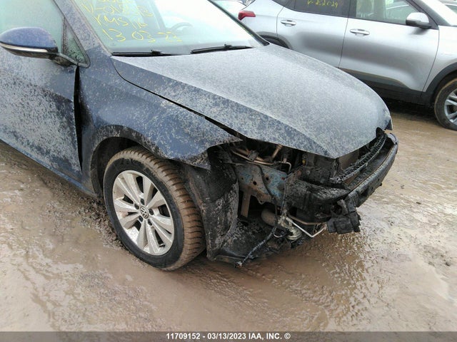 3VW217AU3FM018513 Volkswagen GOLF