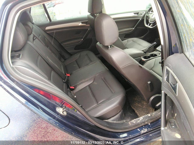 3VW217AU3FM018513 Volkswagen GOLF
