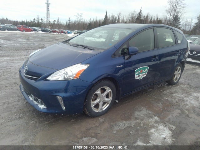 Toyota PRIUS V 2014 JTDZN3EU5EJ006836 Image 2