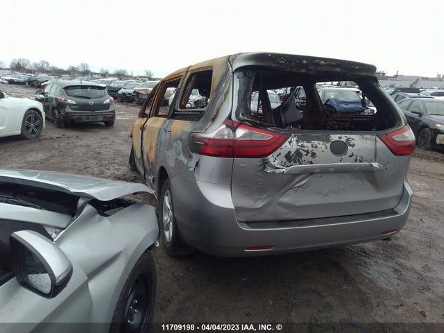 Toyota SIENNA 2015 5TDKK3DC4FS660167 Image 4