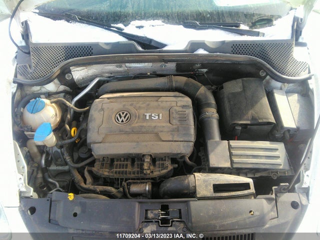 3VWJ07AT8FM604419 Volkswagen Beetle 1.8t