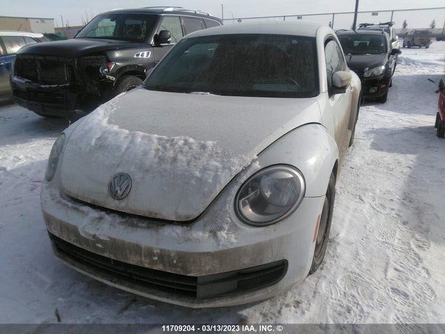 3VWJ07AT8FM604419 Volkswagen Beetle 1.8t