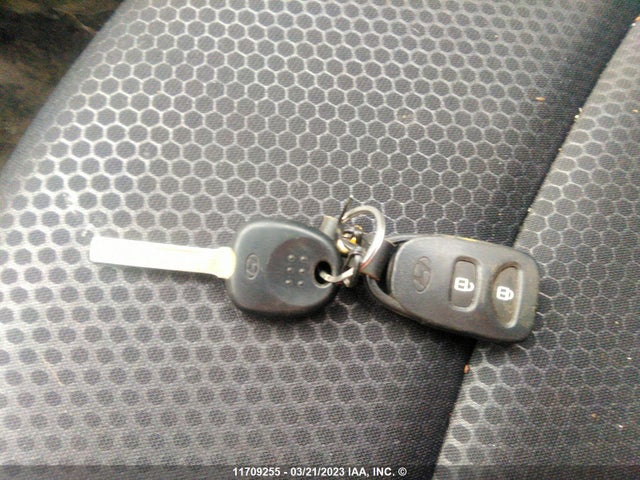 Hyundai Accent Sport 2016 KMHCU5AEXGU296491 Image 3