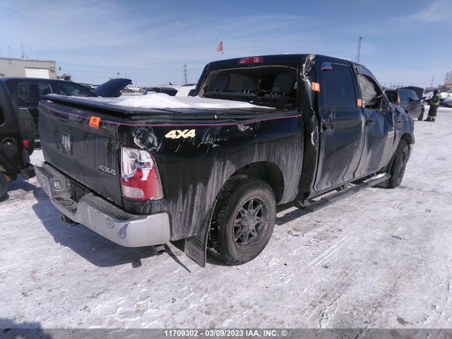 3C6RR7KT7HG677221 RAM 1500 St