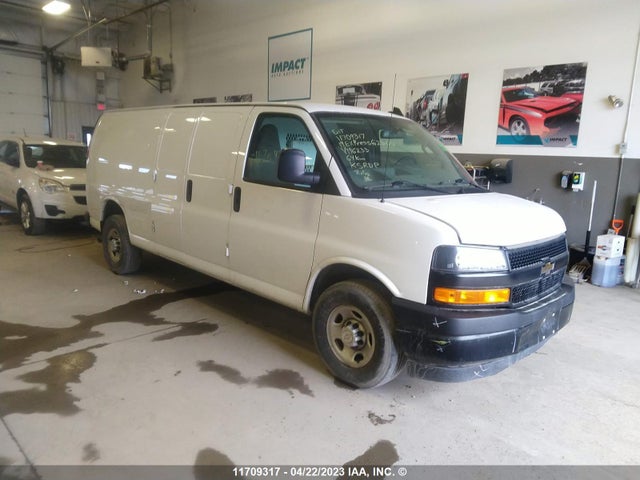 2019 1GCWGBFP9K1196233 main image