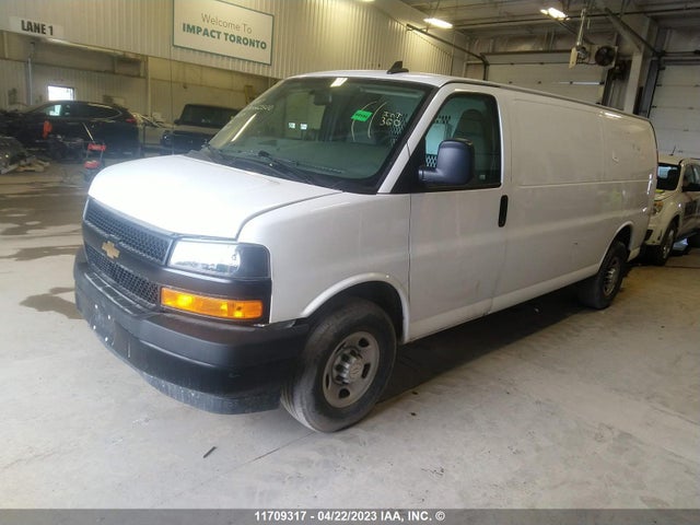 Chevrolet Express G2500 2019 1GCWGBFP9K1196233 Image 2
