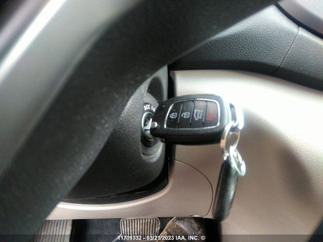 Hyundai TUCSON SE 2017 KM8J23A47HU553553 Image 3