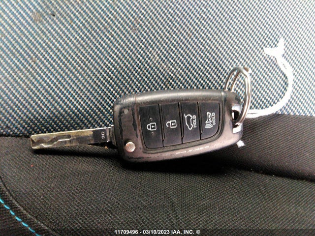 Hyundai Veloster Premium 2019 KMHTG6AF4KU010360 Image 11