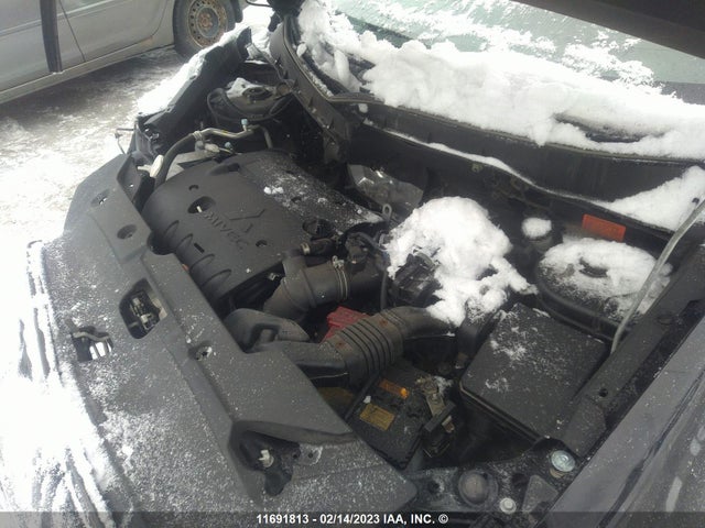 JA4AJ3AU9KU601918 Mitsubishi RVR SE