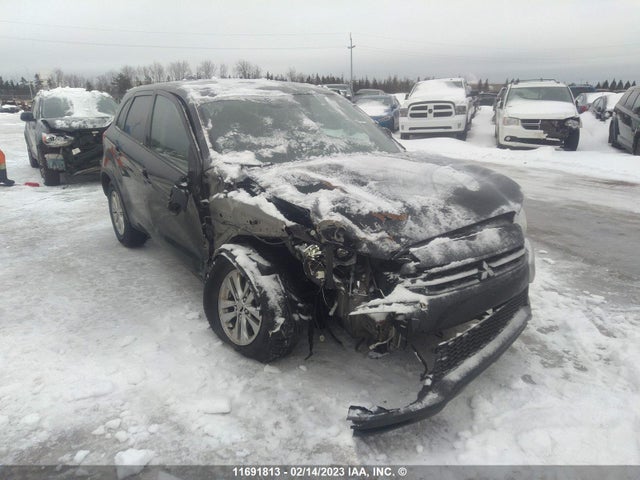 JA4AJ3AU9KU601918 Mitsubishi RVR SE