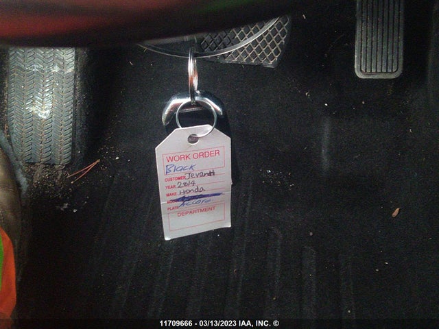 Honda Accord Touring 2014 1HGCR2F91EA801639 Image 11