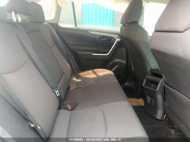 Toyota RAV4 LE 2019 2T3B1RFVXKW056927 Image 9