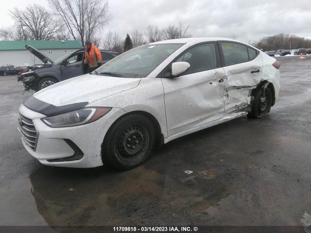 Hyundai ELANTRA SE 2017 5NPD74LF0HH045717 Image 2