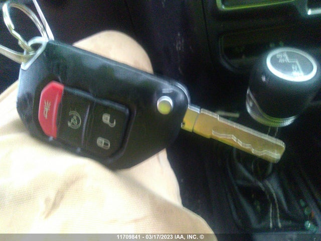 1C4HJXEN4MW710664 Jeep TJ