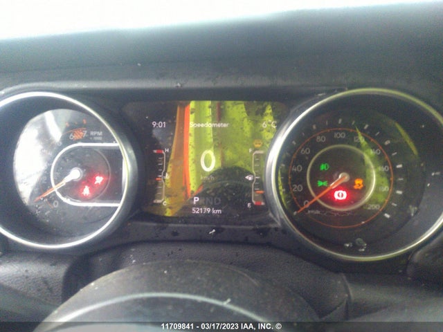 1C4HJXEN4MW710664 Jeep TJ