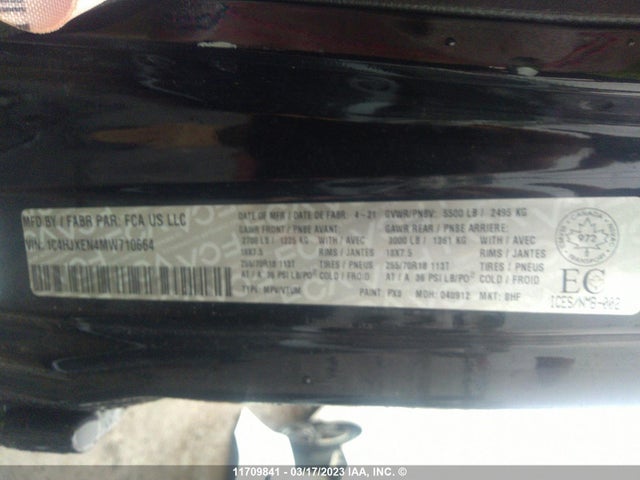 1C4HJXEN4MW710664 Jeep TJ