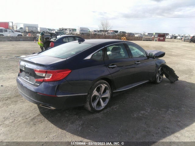 Honda Accord Touring 2018 1HGCV1F93JA805787 Image 4