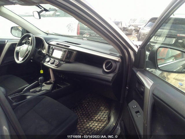 Toyota RAV4 LE 2015 2T3BFREV0FW303896 Image 6
