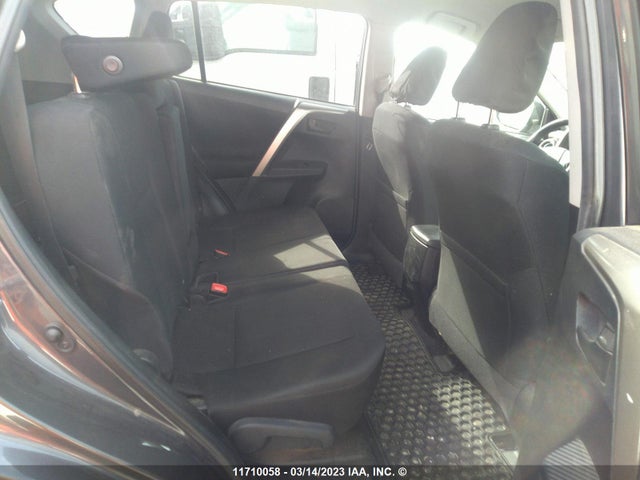 Toyota RAV4 LE 2015 2T3BFREV0FW303896 Image 9