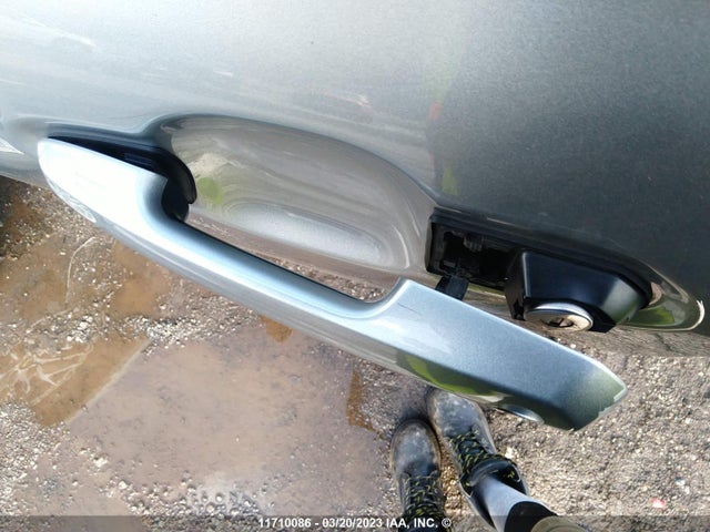 Toyota Highlander Xle 2021 5TDGZRBH8MS547385 Image 4