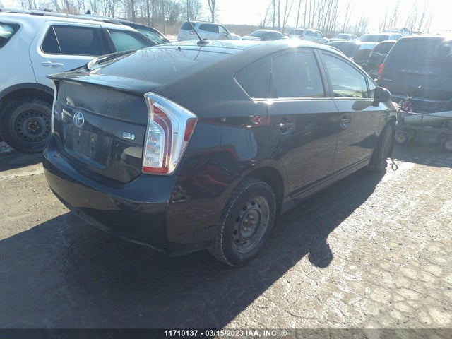 Toyota PRIUS 2015 JTDKN3DU4F0452924 Image 6