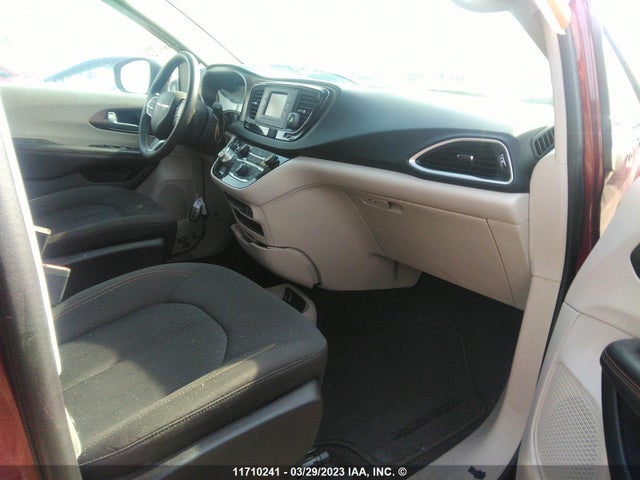 2C4RC1CG1HR721376 Chrysler Pacifica Lx