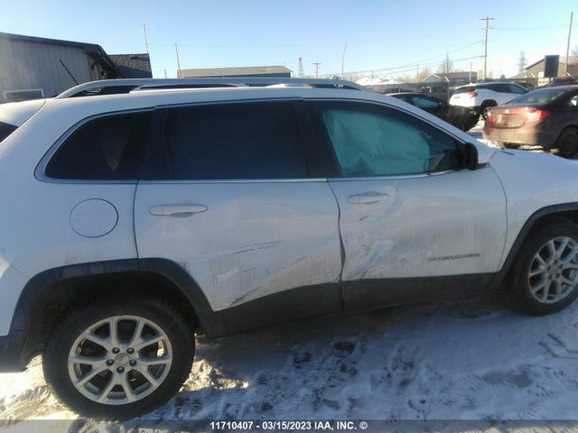1C4PJLCS1FW541851 Jeep Cherokee Latitude