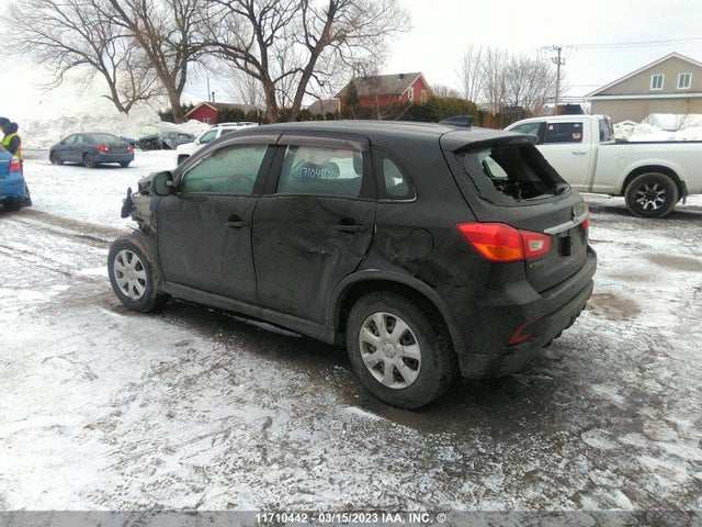 JA4AH3AU5JU601828 Mitsubishi Rvr Se/es