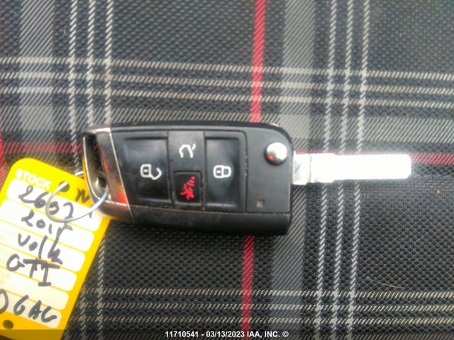 3VW4T7AU0FM087999 Volkswagen GTI