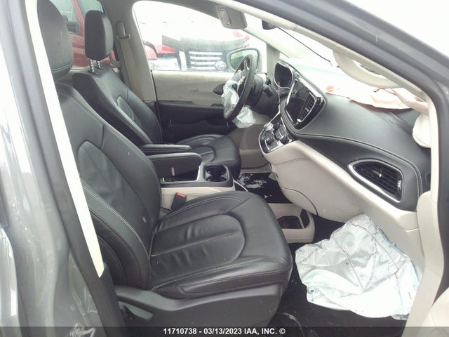 2C4RC1BG5NR219158 Chrysler Pacifica Touring L