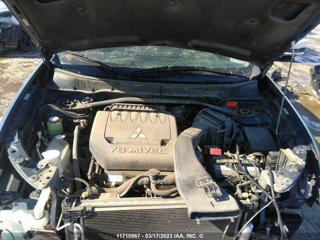 JA4MT41XX9Z600443 Mitsubishi Outlander Xls