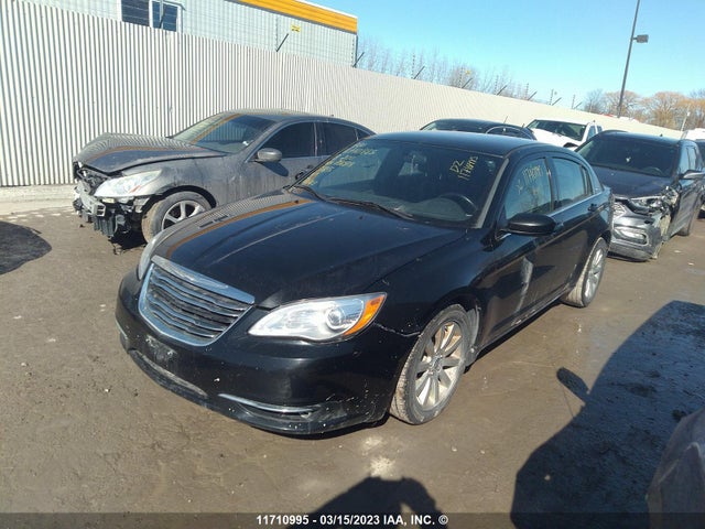1C3CCBBBXDN758519 Chrysler 200 Touring