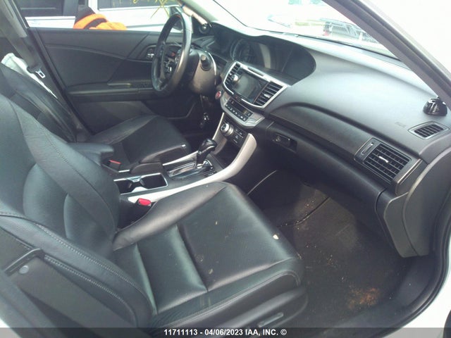 Honda Accord Touring 2014 1HGCR2F94EA811548 Image 5