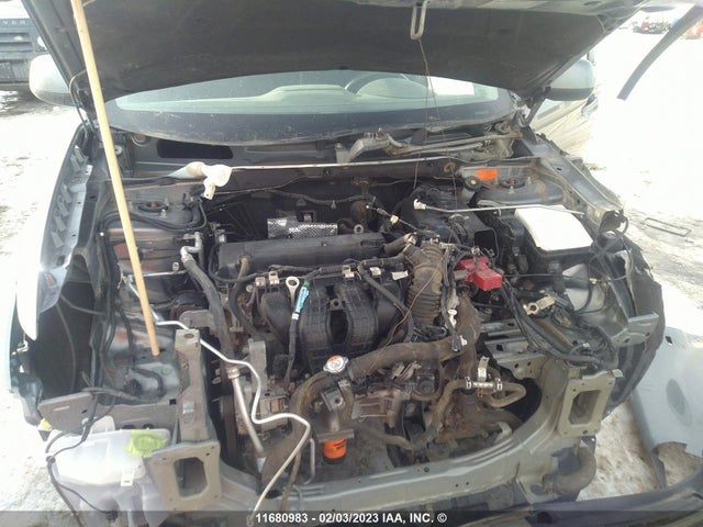 4A4AJ3AU1FE601748 Mitsubishi RVR SE