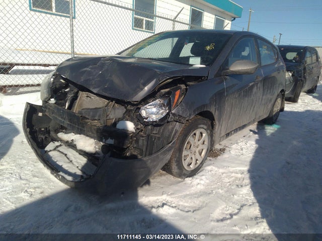 Hyundai Accent Gls/gs 2014 KMHCT5AE8EU177502 Image 2