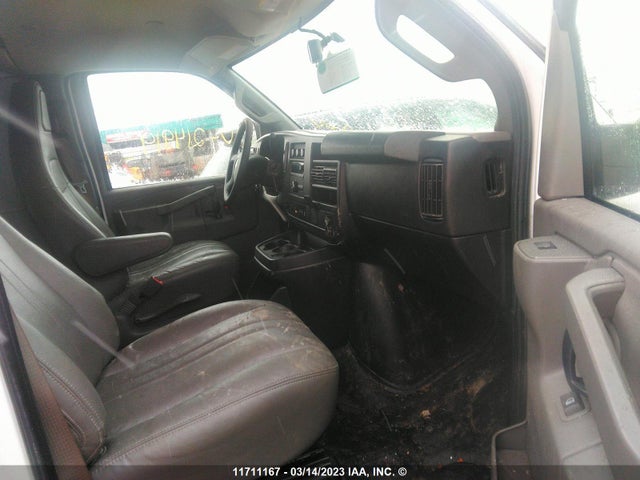 Chevrolet Express G2500 2020 1GCWGBFP1L1214919 Image 5