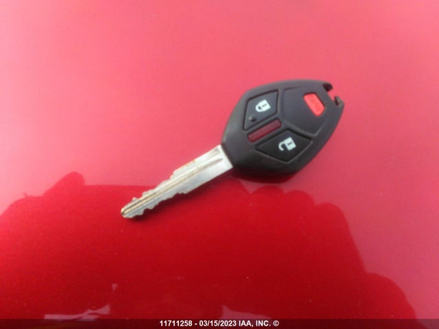 4A4AJ3AU7DE605591 Mitsubishi RVR SE