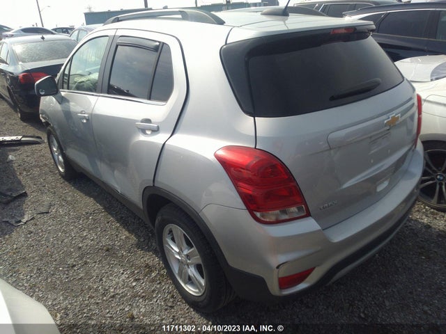Chevrolet TRAX 1LT 2019 3GNCJLSB1KL375502 Image 3