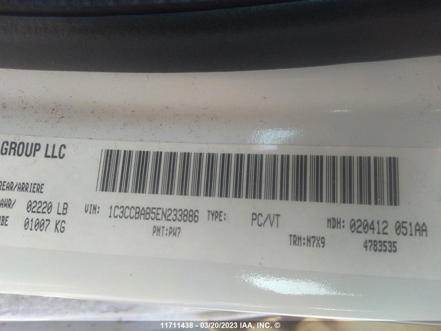 1C3CCBAB5EN233886 Chrysler 200 LX