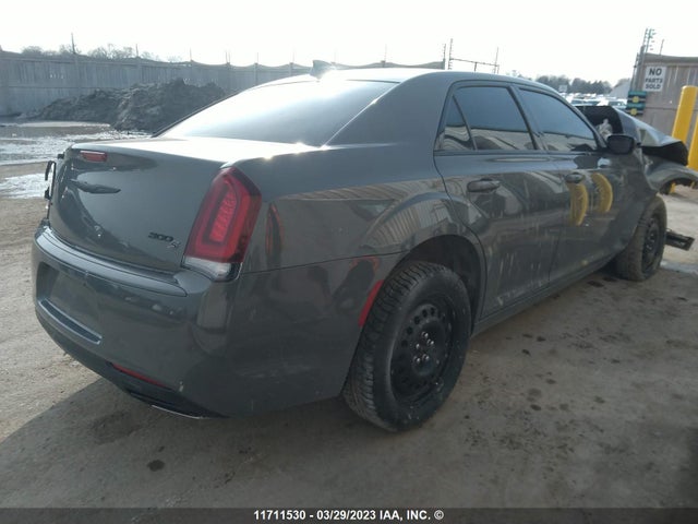 2C3CCAGG3KH632197 Chrysler 300 S