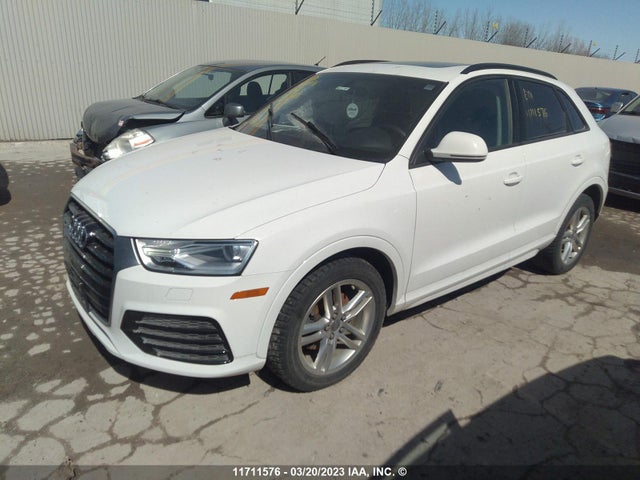 WA1ECCFSXJR015569 Audi Q3 PREMIUM