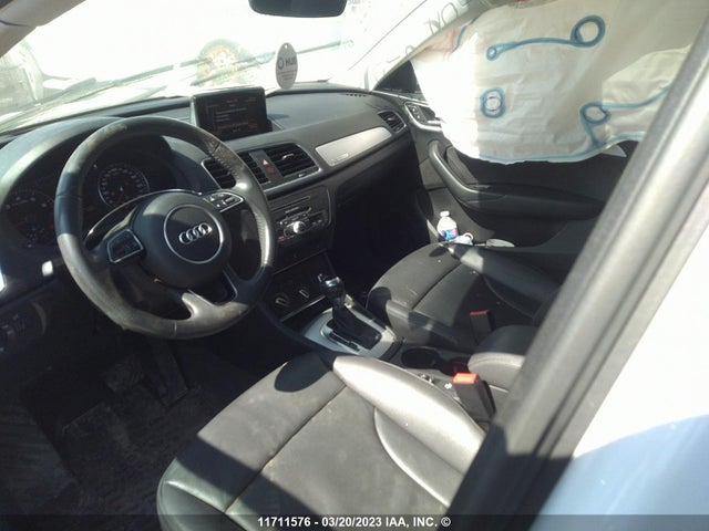 WA1ECCFSXJR015569 Audi Q3 PREMIUM