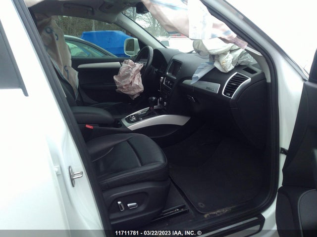 WA1LFCFP5FA031260 Audi Q5 Premium Plus