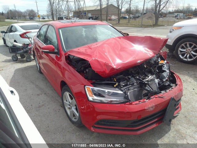3VW267AJ7GM225561 auction archive image