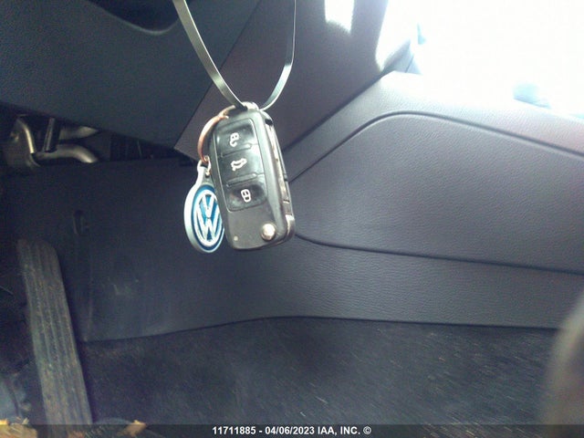 3VW267AJ7GM225561 Volkswagen JETTA S