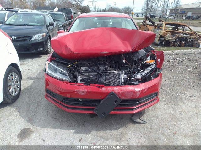 3VW267AJ7GM225561 Volkswagen JETTA S