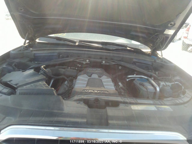 WA1LGCFP4EA054430 Audi Q5 Premium Plus