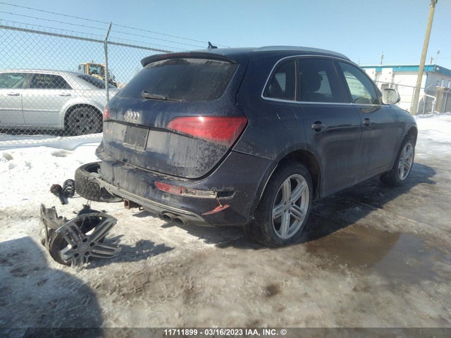 WA1LGCFP4EA054430 Audi Q5 Premium Plus